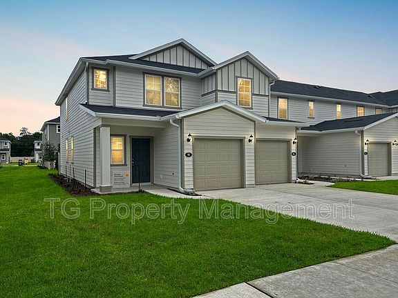 3rd image of 90 Pittman Ct