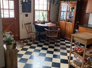 22 N Union St, Lambertville, NJ 08530