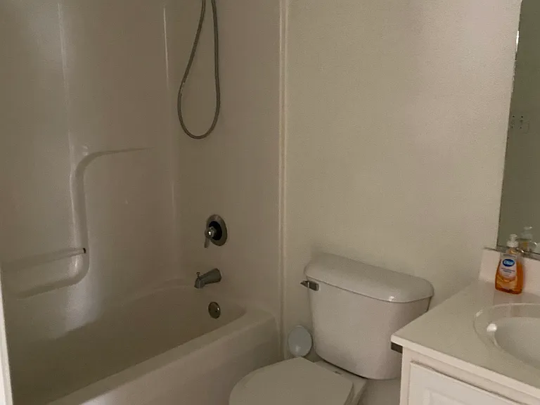 1532 Primrose Ln — Photo 13