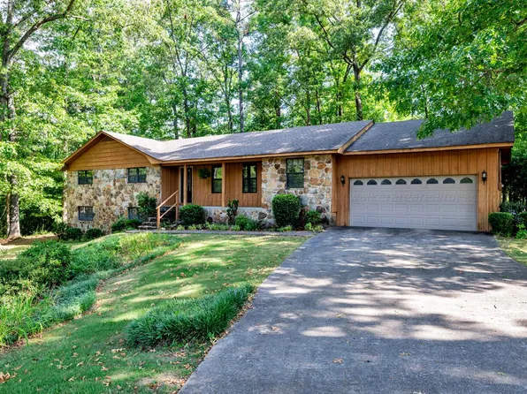 1004 Ponce De Leon Dr, Jasper, AL 35504