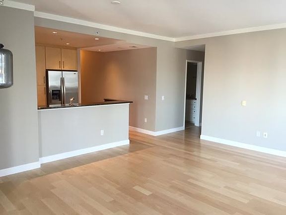 Living Room/Kitchen