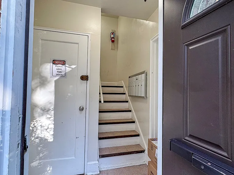 4593 Macarthur Blvd NW #3 — Photo 10