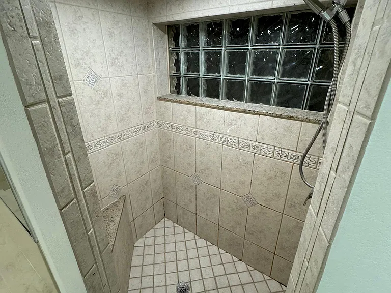 6553 Hidden Beach Cir — Photo 15