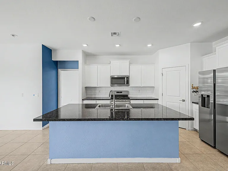 18368 W Puget Ave — Photo 10