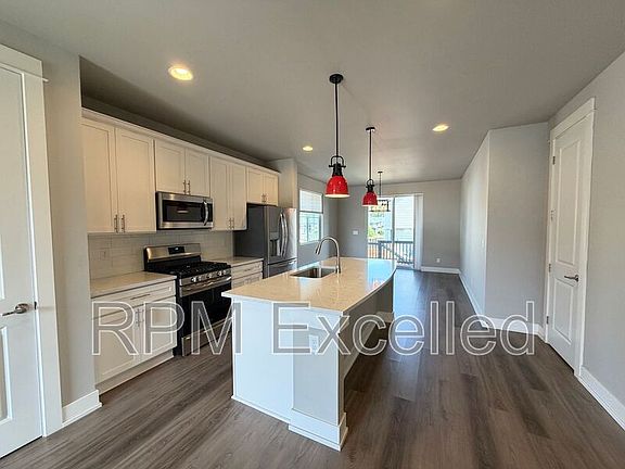 5th image of 13133 188th Ave E