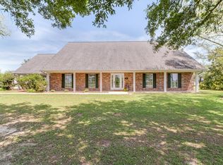 8130 Placide Rd, Maurice, LA 70555