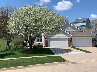 2357 Valley Ridge Pl, West Des Moines, IA 50265