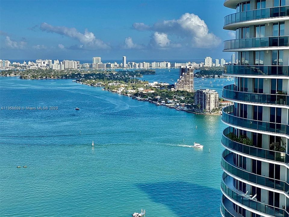 1st image of 1800 N Bayshore Dr APT 3615