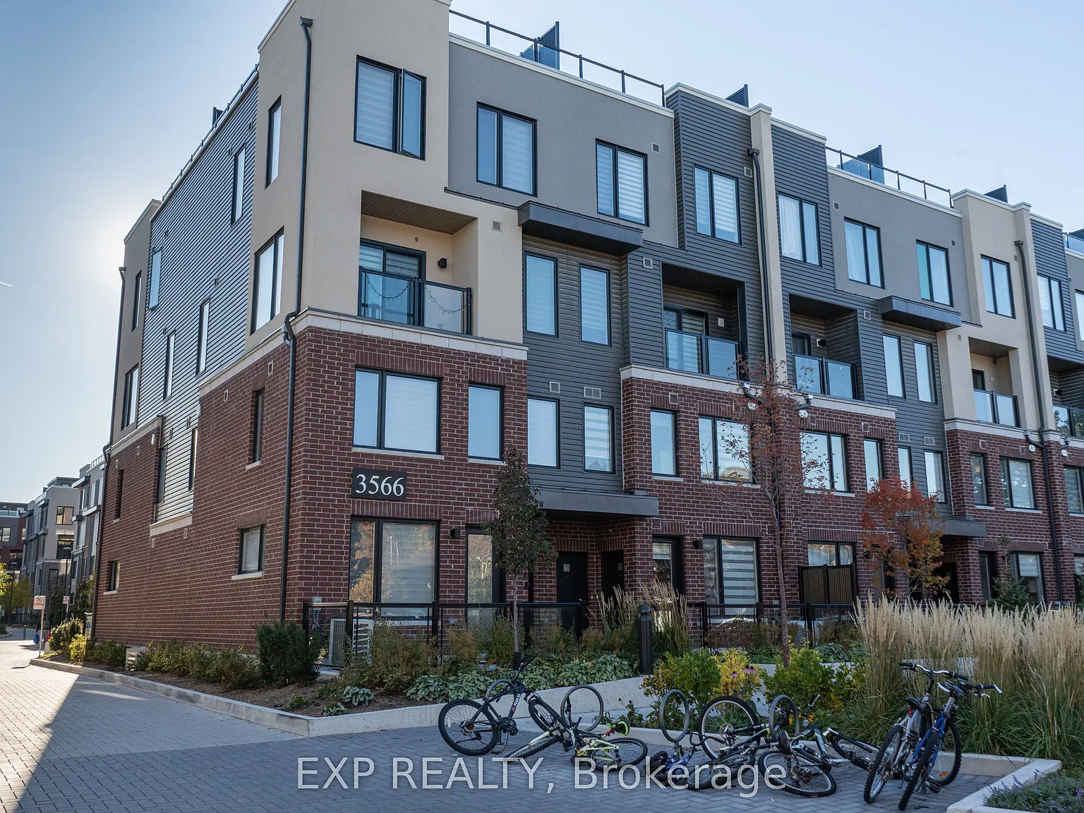 2 bed, $2,750 — Photo 1