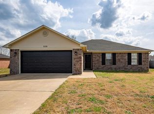 3335 Appomatox Dr, Conway, AR 72032