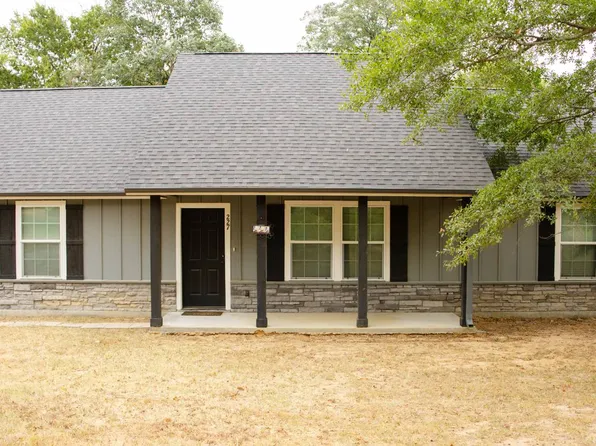 227 S Smith St, Bennington, OK 74723
