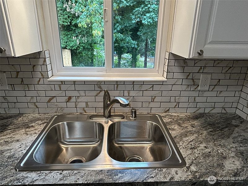 4th image of 7812 Greenridge Street SW