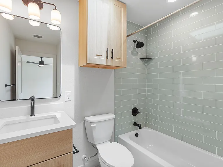 Modern Luxury in San Marcos' Premier Courtyard Community Now Leasing! — Photo 67