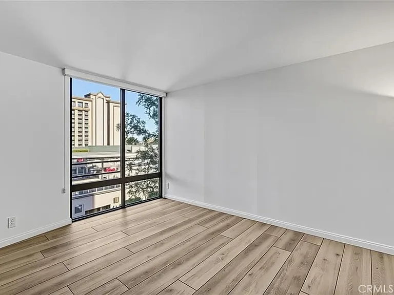 4337 Marina City Dr #149 — Photo 24