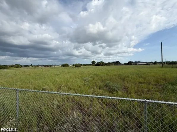 1719 Wells Ave, Lehigh Acres, FL 33972