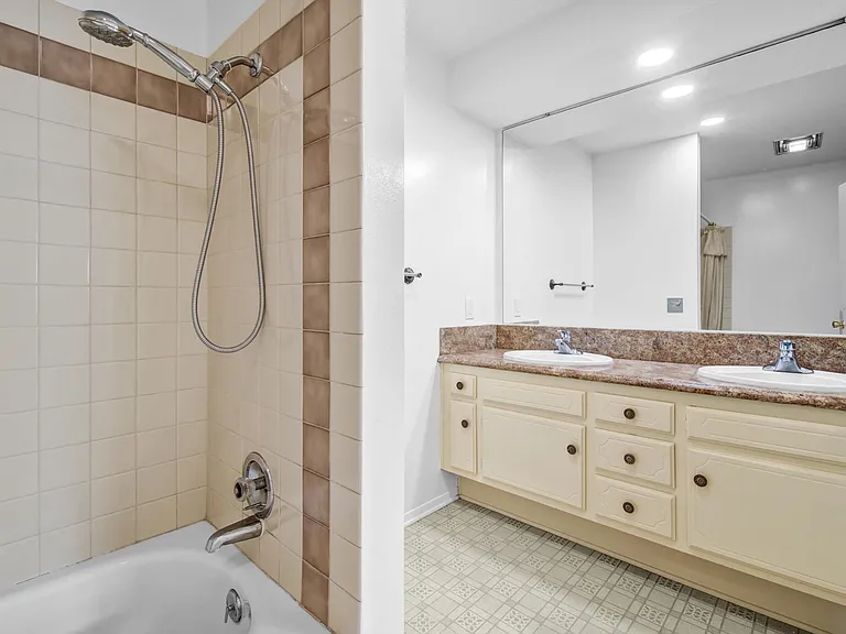 816 Granada Dr — Photo 20