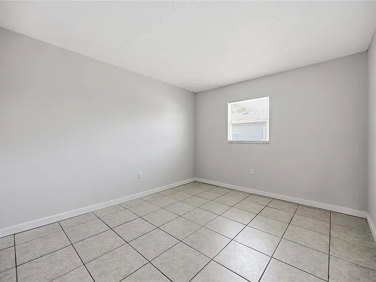 1118 Melody Ln — Photo 13