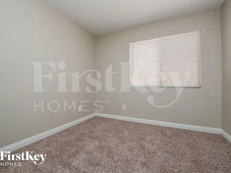 6067 Hidden Rock Dr — Photo 12