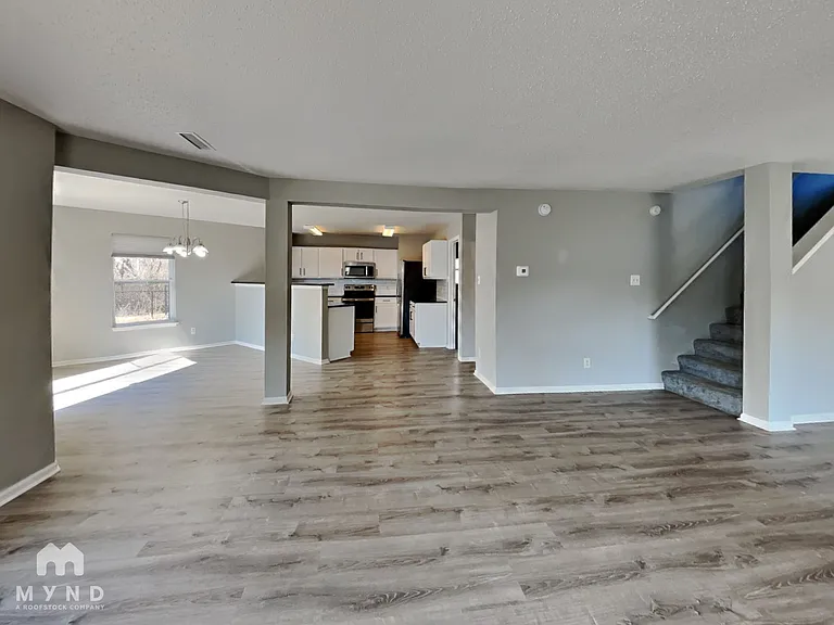 1945 Branchside Ct — Photo 3