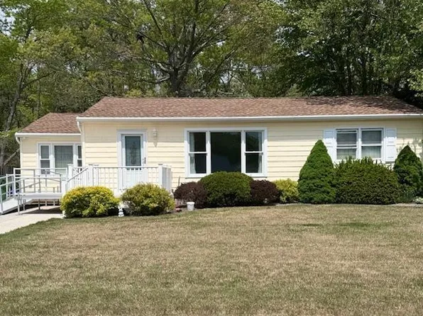 9 Academy Rd, Egg Harbor Township, NJ 08234