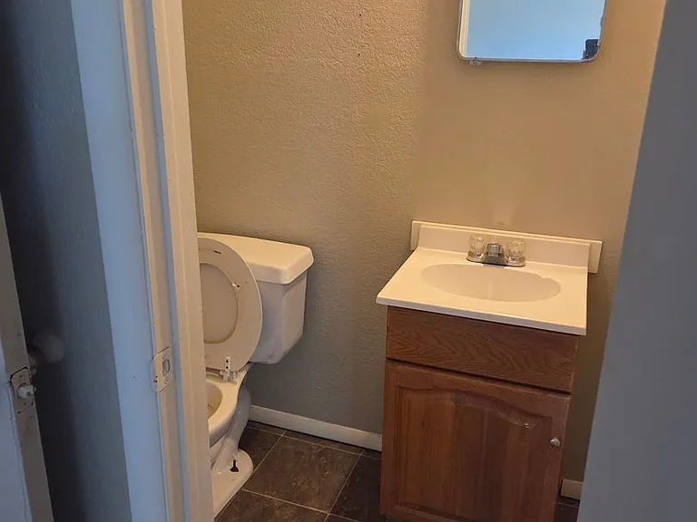1505 Adams St — Photo 10