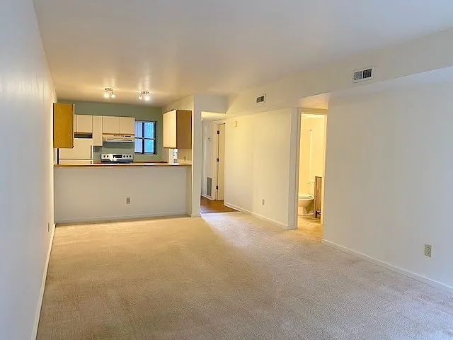 1000 Linden Ave #N-307-3707 — Photo 6