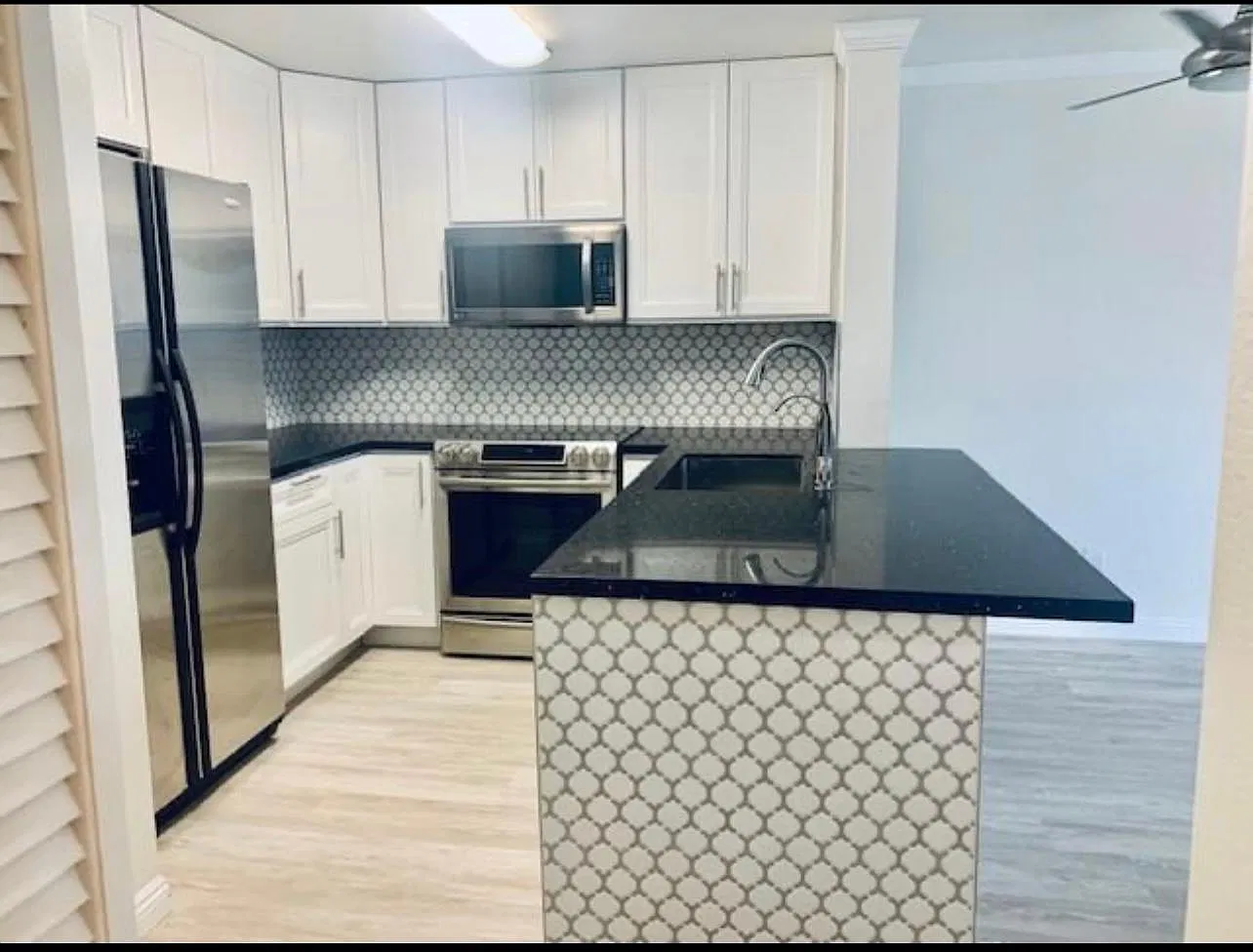 3550 Lebon Dr — Photo 1