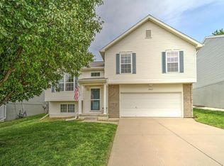 19634 U St, Omaha, NE 68135