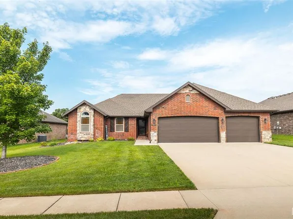 5817 S Cottonwood Dr, Battlefield, MO 65619