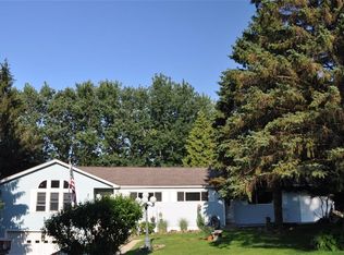 42 Thayer Rd, Fairport, NY 14450