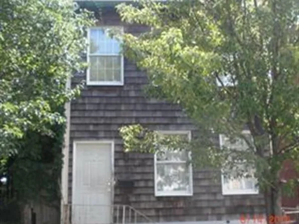 125 Landing St, Trenton, NJ 08611