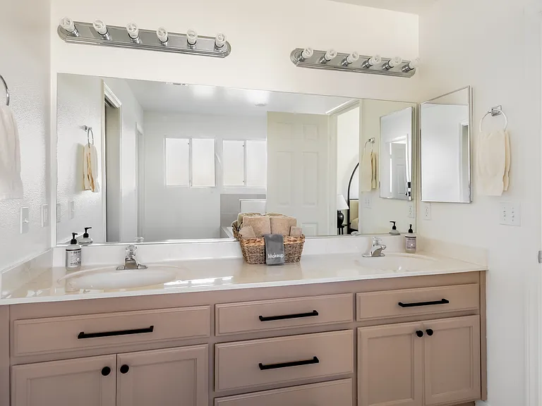 57097 Selecta Ave — Photo 13