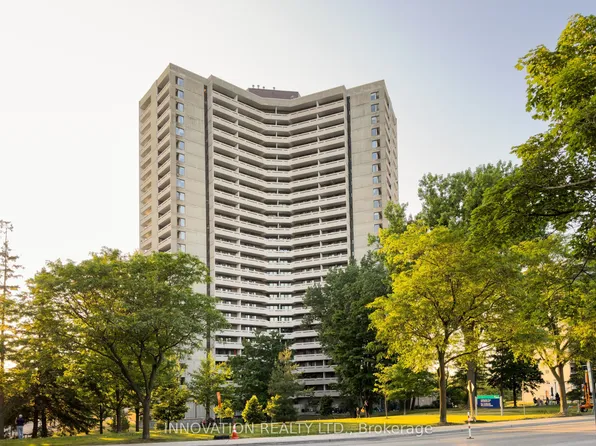 1081 Ambleside Dr #1810, Ottawa, ON K2B 8C8