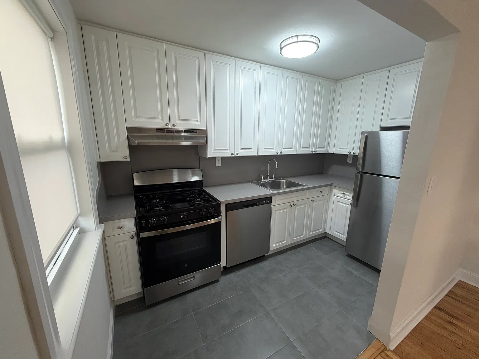224th St, Oakland Gardens — Photo 4