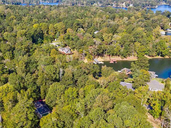 2nd image of 230 Pine Knoll Ln