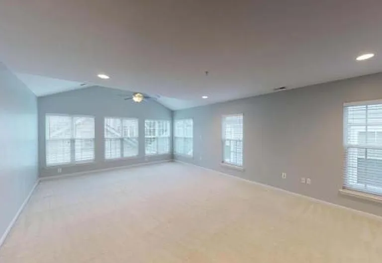 13131 Clarksburg Square Rd — Photo 27