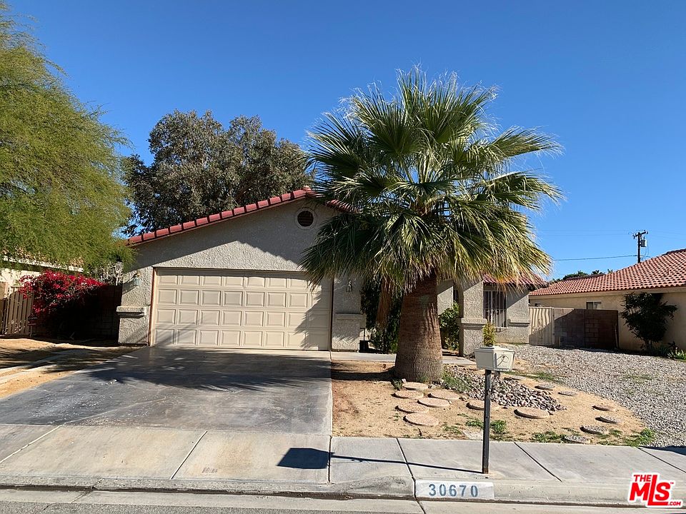 2nd image of 30670 Avenida Juarez