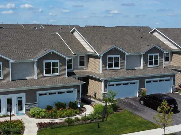 2692 Martini St #1802, Mundelein, IL 60060