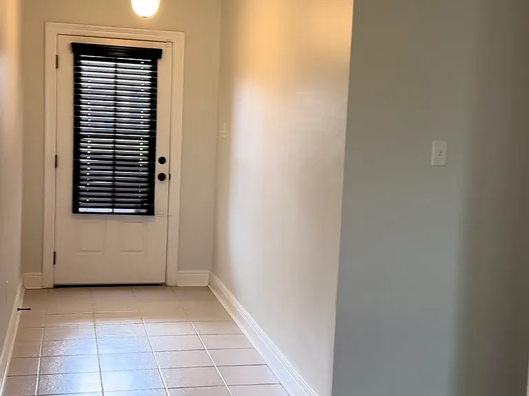 2069 Westbank Dr — Photo 5