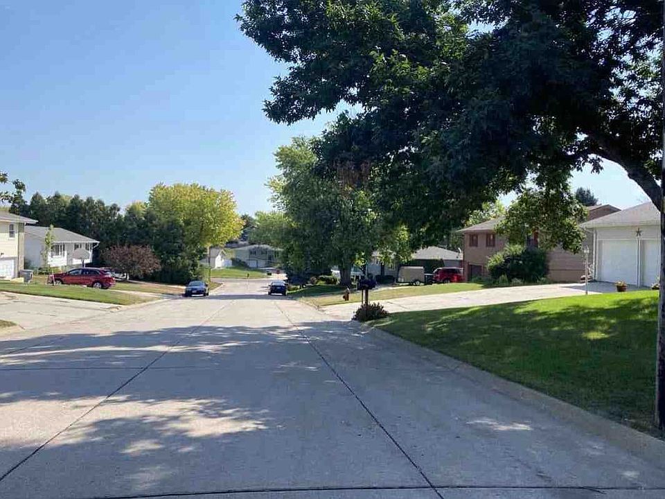 2305 Belmont Dr, Norfolk, NE 68701 Zillow
