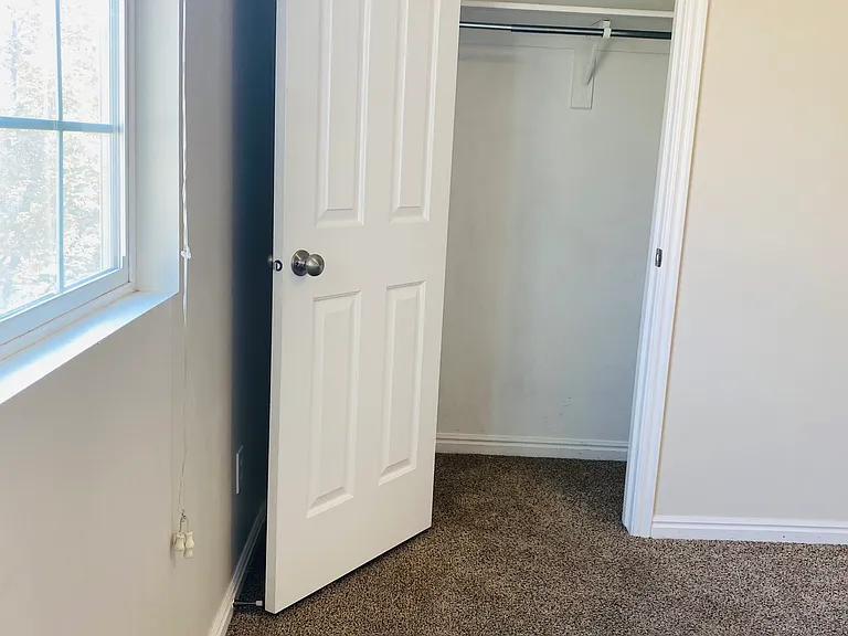 428 E Park Oak Pl — Photo 6