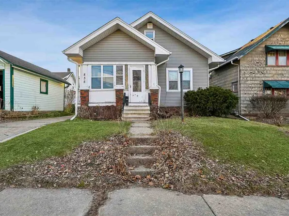 835 18th St SE, Cedar Rapids, IA 52403