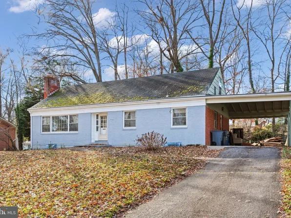 8620 Bradgate Rd, Alexandria, VA 22308