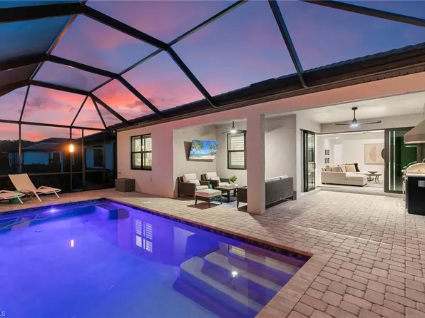 10483 Ventana LN, NAPLES, FL 34120