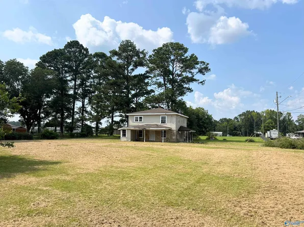 901 Sue Dr, Gadsden, AL 35905