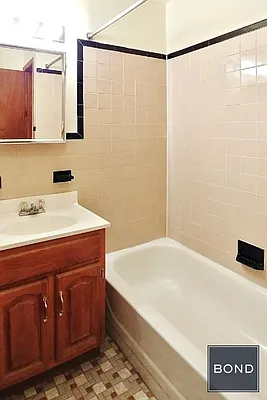 Rented by Bond New York | media 10