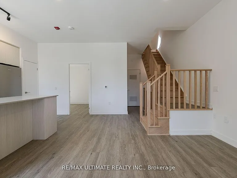 172 Clonmore Dr #3 — Photo 11