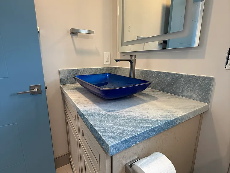 801 Vale View Dr #B — Photo 18