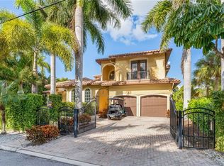 231 Garden Ln, Sarasota, FL 34242
