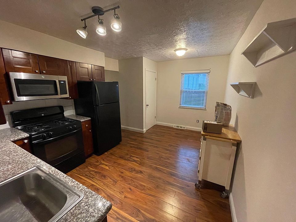 1st image of 133 Logan Ave APT A